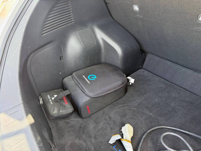 2015 Nissan LEAF