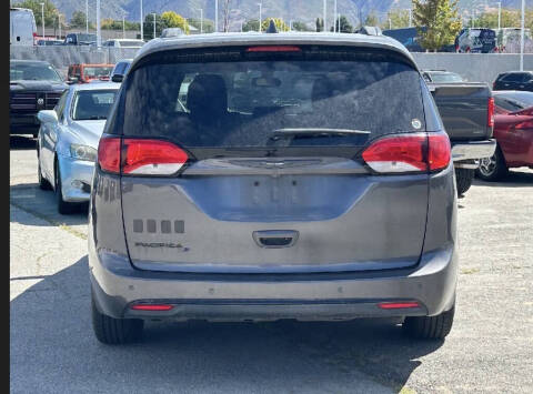 2019 Chrysler Pacifica Touring L Plus