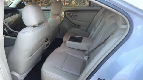 2017 Ford Taurus Limited