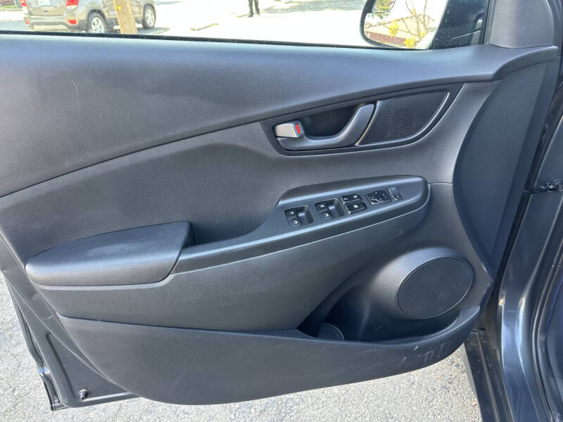 2020 Hyundai Kona SE