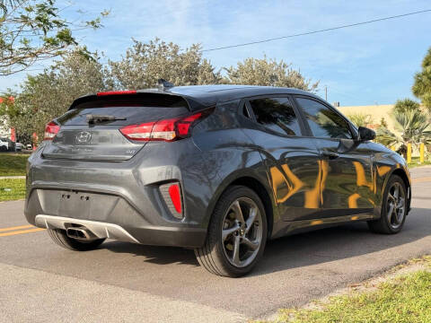 2020 Hyundai Veloster 2.0L