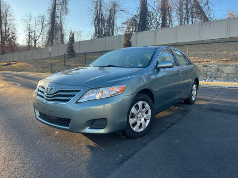 2011 Toyota Camry for sale at REGIONAL AUTO CENTER in Stafford VA