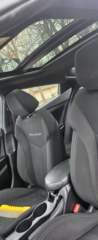 2017 Hyundai Veloster Value Edition