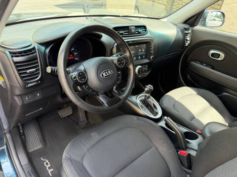 2018 Kia Soul +