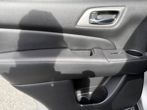 2014 Nissan Pathfinder SL