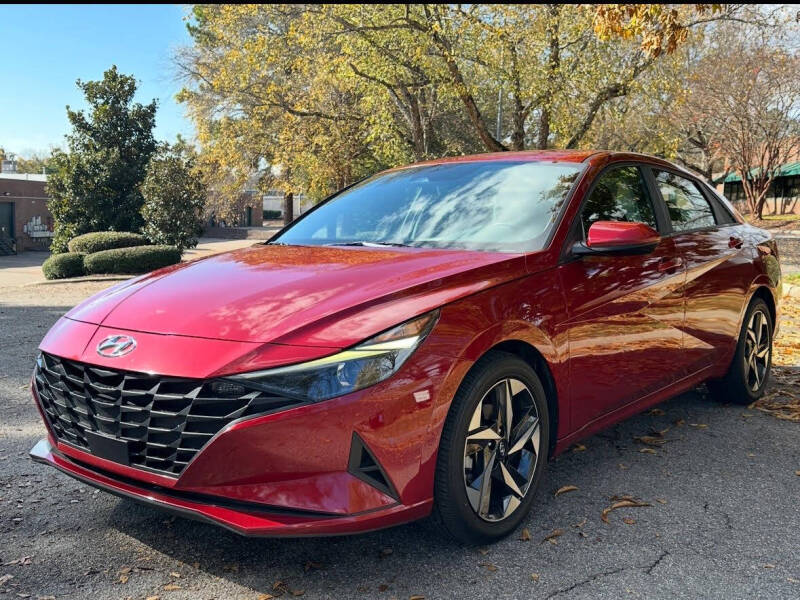 2023 Hyundai Elantra SEL's photo