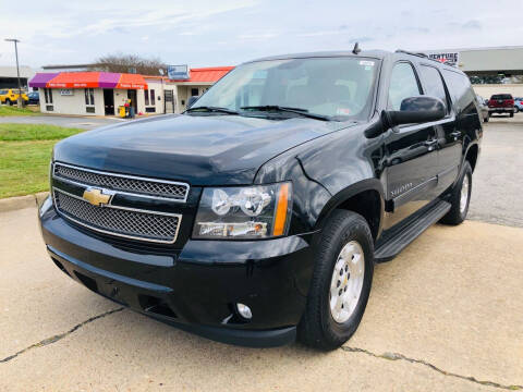 2012 Chevrolet Suburban for sale at VENTURE MOTOR SPORTS in Chesapeake VA