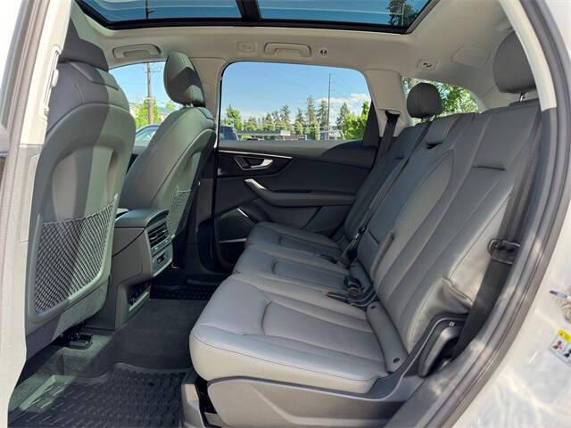 2025 Audi Q7 quattro Premium Plus 55 TFSI