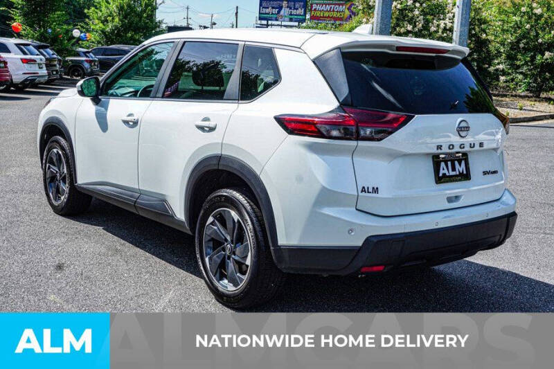 2024 Nissan Rogue SV