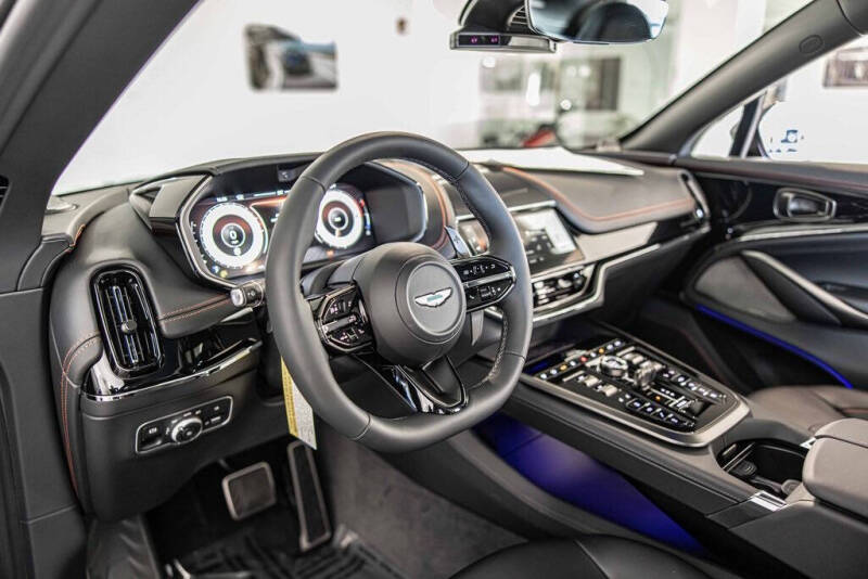 2026 Aston Martin DBX 707