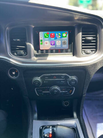 2019 Dodge Charger SXT