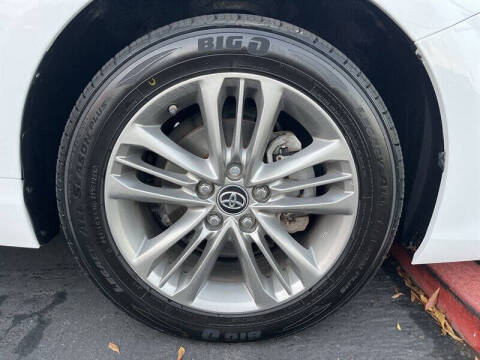 2017 Toyota Camry SE