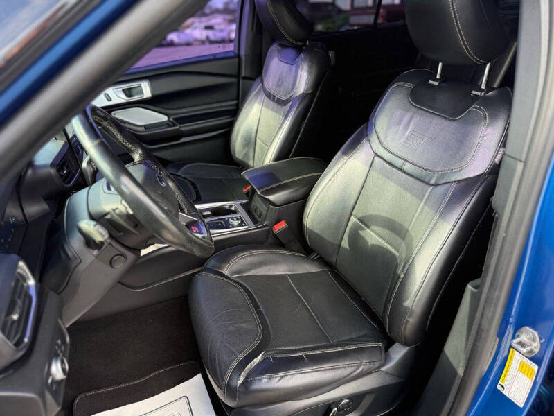 2020 Ford Explorer ST