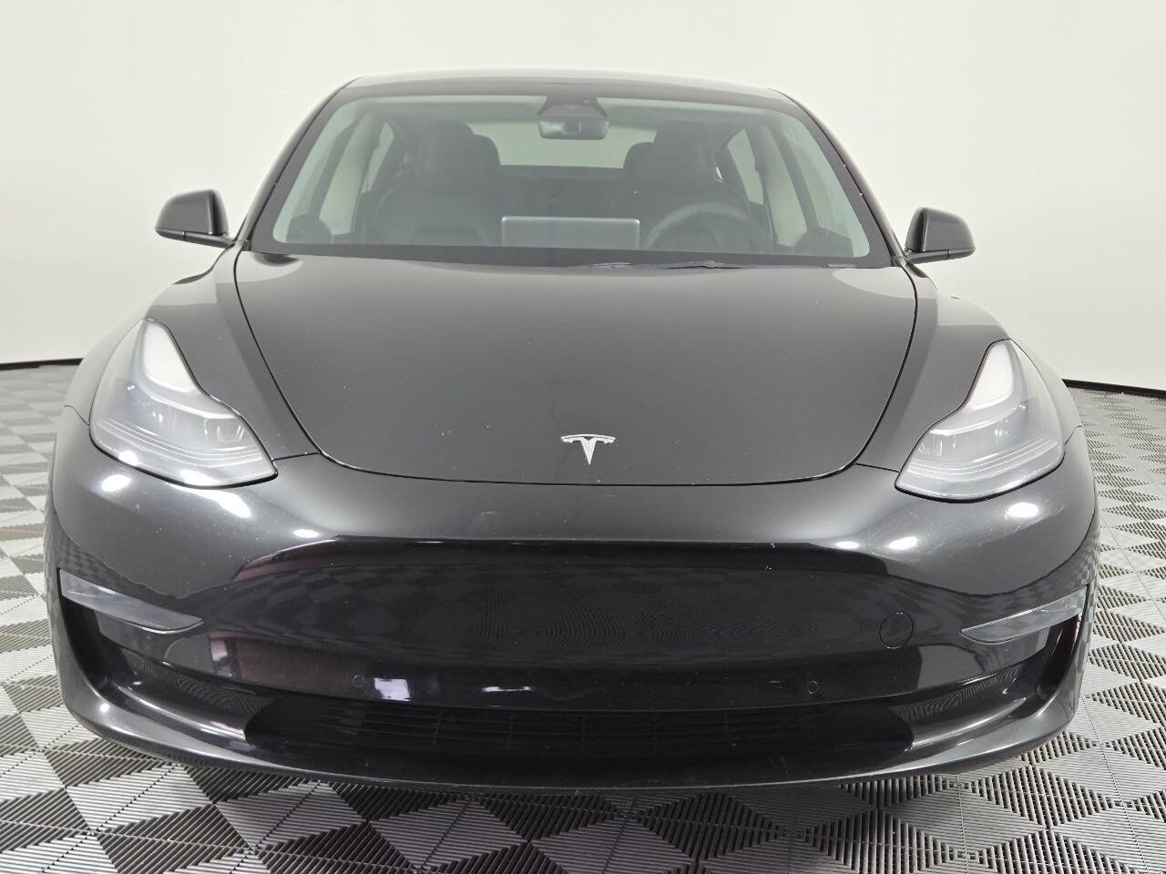 Black 2022 Tesla Model 3 Base 4dr Sedan 2