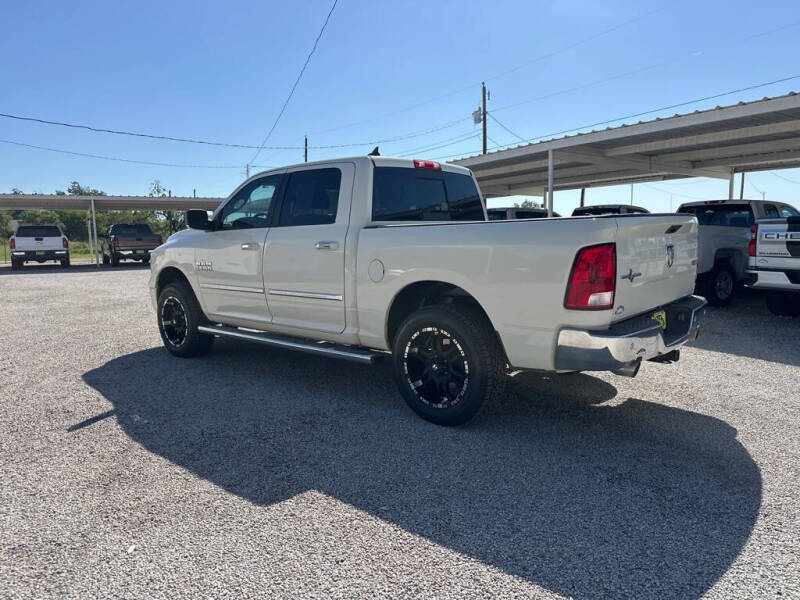 2016 RAM 1500 SLT