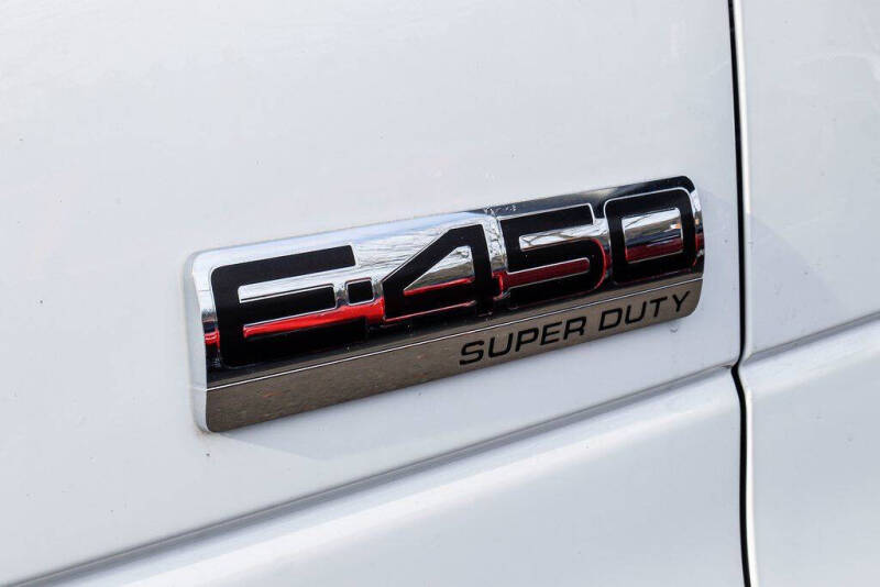2024 Ford E-Series