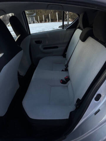 2012 Toyota Prius c One