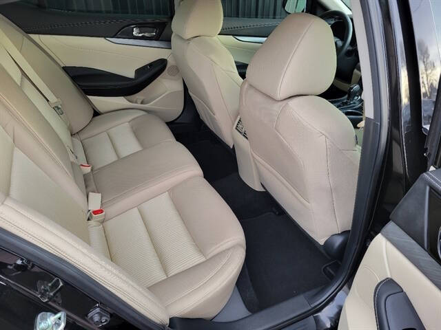 2017 Nissan Maxima