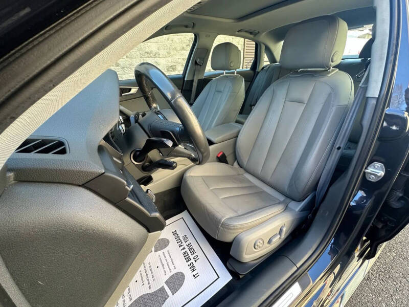 2017 Audi A4 2.0T quattro Premium Plus