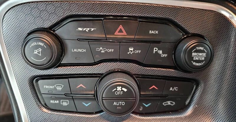 2015 Dodge Challenger SRT 392