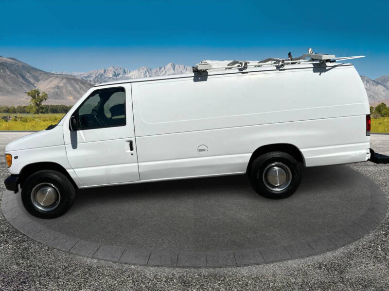 2002 Ford E-Series E-350 SD