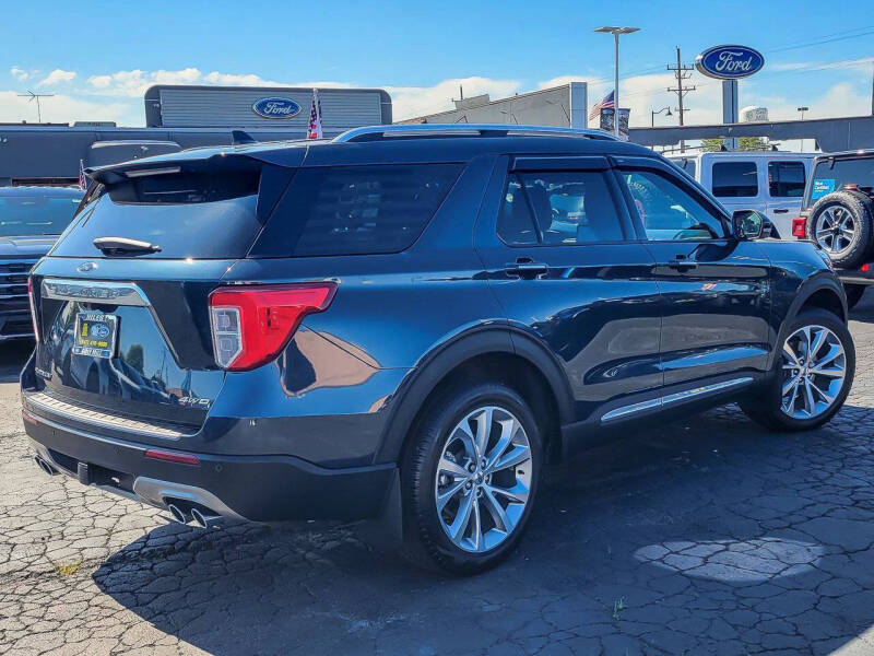 2023 Ford Explorer Platinum