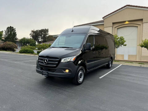 2023 Mercedes-Benz Sprinter 2500