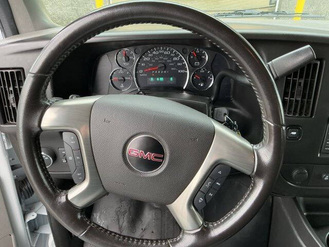 2017 GMC Savana 3500