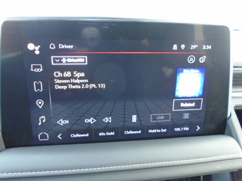 2023 GMC Yukon XL SLT