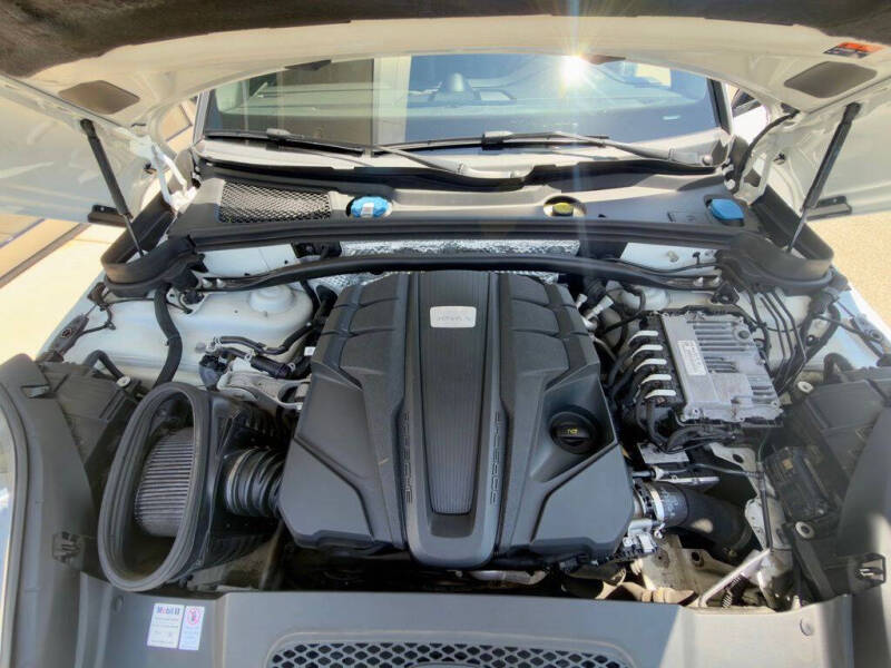 2020 Porsche Macan S