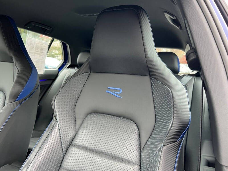 2023 Volkswagen Golf R 20th Anniversary Edition