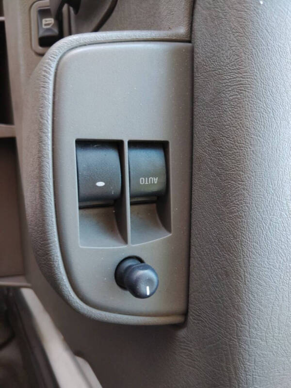 2023 Chevrolet Express LS 3500