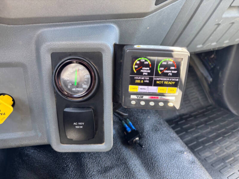 2018 Ford F-650