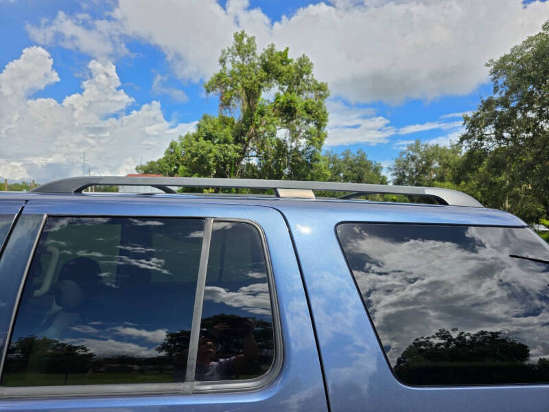 2004 Ford Explorer Eddie Bauer