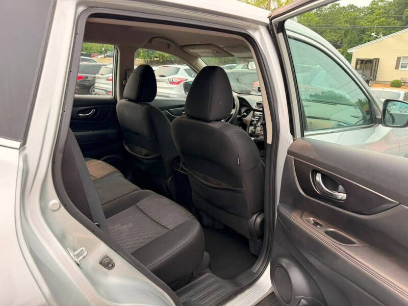2017 Nissan Rogue S