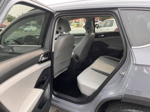 2023 Volkswagen Taos SE 4Motion