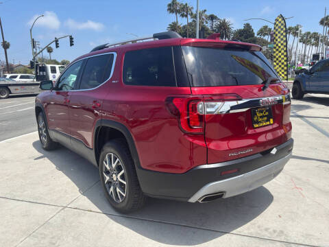 2023 GMC Acadia SLT