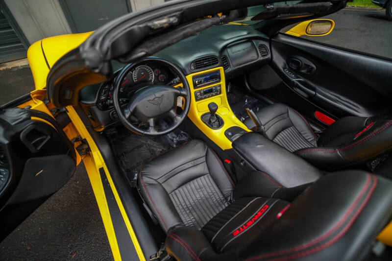 2004 Chevrolet Corvette