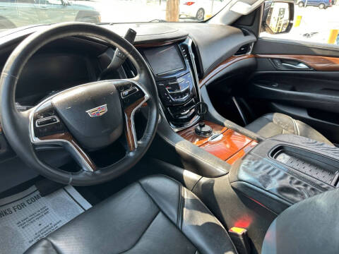 2015 Cadillac Escalade ESV Luxury