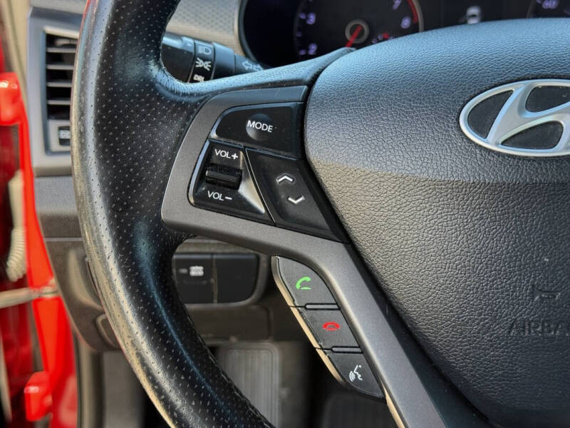 2016 Hyundai Veloster