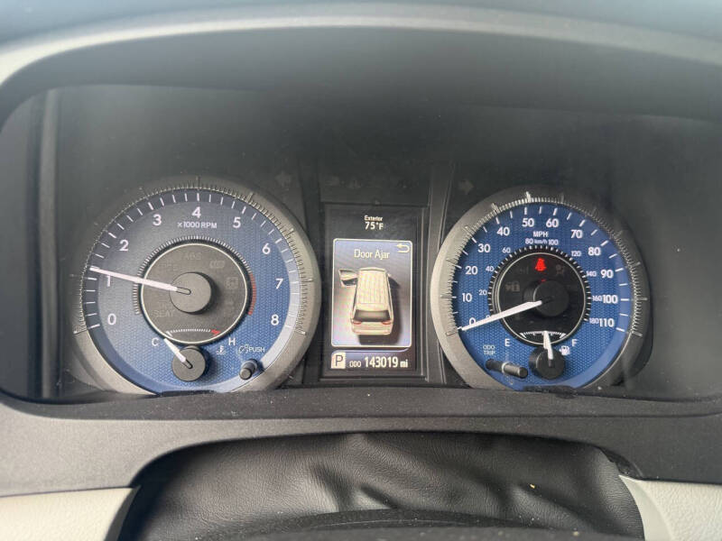 2016 Toyota Sienna XLE 8-Passenger
