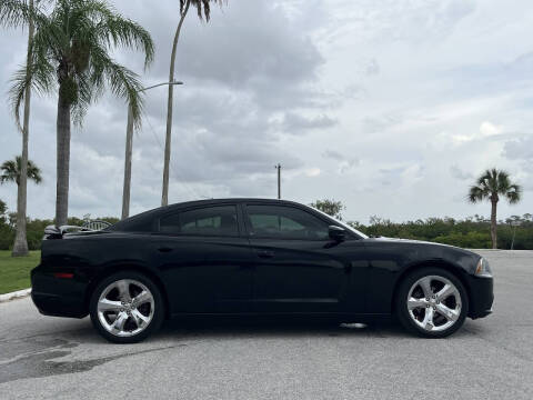 2012 Dodge Charger SXT