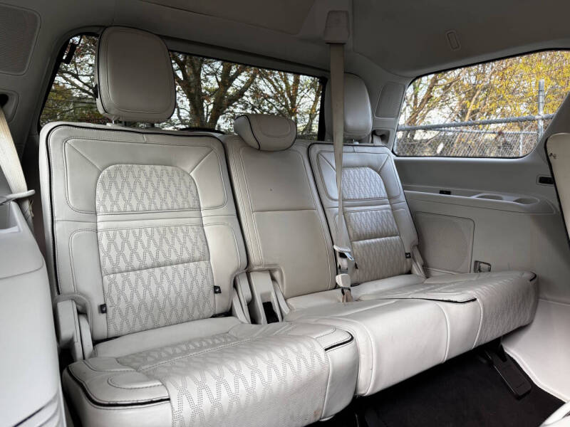 2019 Lincoln Navigator Black Label