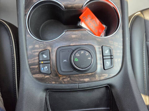 2021 GMC Acadia Denali