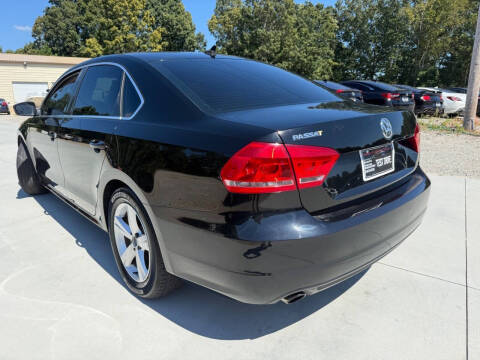 2013 Volkswagen Passat SE