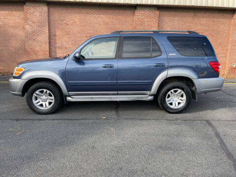 2004 Toyota Sequoia SR5