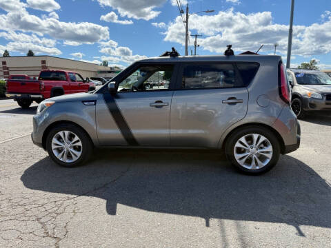 2015 Kia Soul +