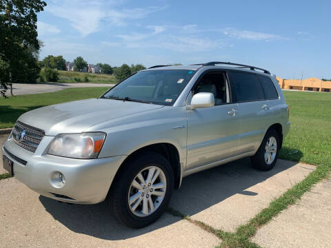 2006 Toyota Highlander Hybrid for sale at Xtreme Auto Mart LLC in Kansas City MO