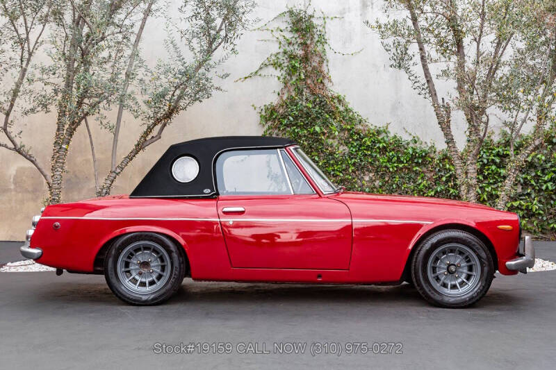1969 Datsun 2000