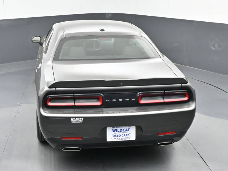 2021 Dodge Challenger SXT